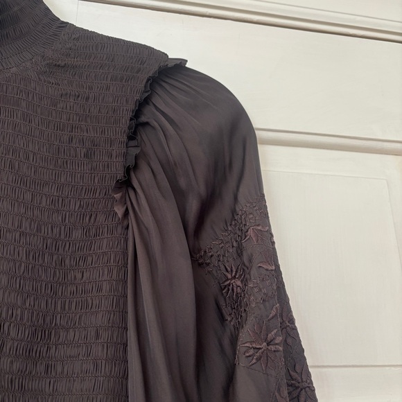 Ulla Johnson Noir Angelica Mock Neck Smocked Mini Dress Size 2 Embroidered Brown - Picture 8 of 16